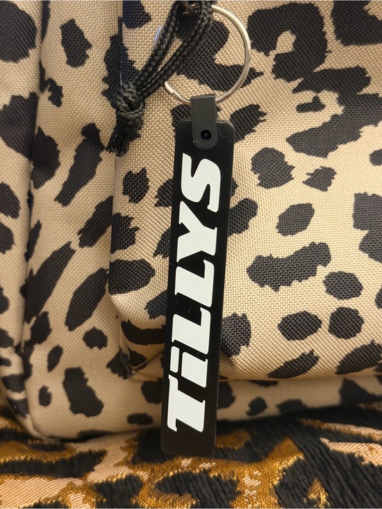 used patagonia black hole 120l Duffel – Worn Wear® Color:Dawn Blue transporting heavy loads over Rose Купить велорюкзаки KELTY AGATE